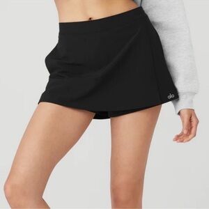ALO Yoga Sz XS Clubhouse Skort In Black VERY Good Condition